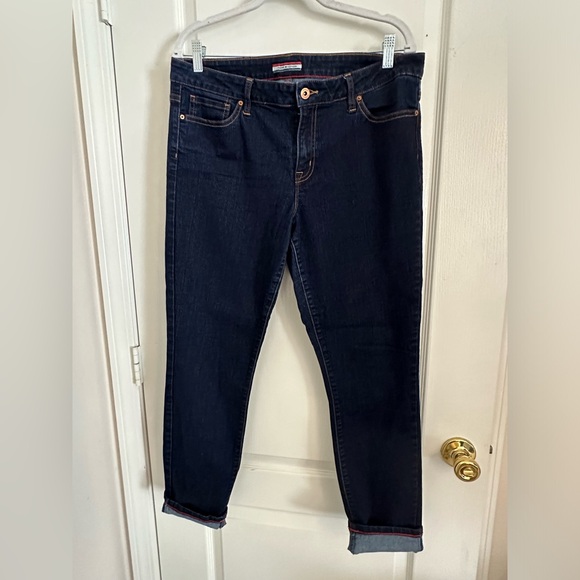 Tommy Hilfiger Skinny Fit Dark Wash Jean Size 14 R NWOT - Picture 3 of 9